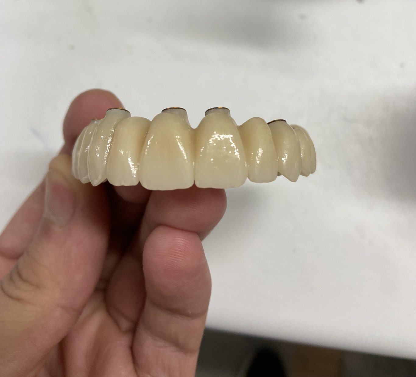 Zirconio monolítico 17-27